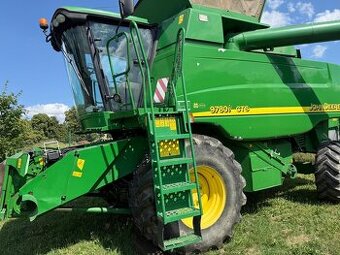 Kombajn zbozowy John Deere 9780i CTS ROK 2007 heder 7.6m stó