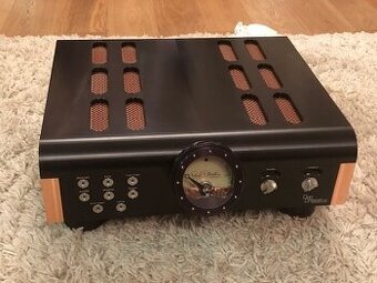 Dan D’Agostino Momentum Pre-Amp - (Price: 9000 EUR)
