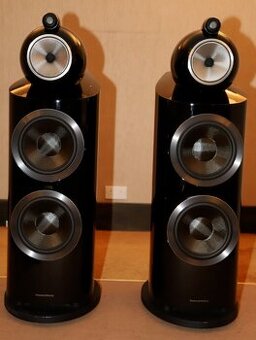 Bowers & Wilkins B&W 800 D3 ( Price: 7500 EUR )
