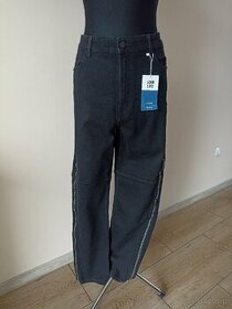 Spodnie jeansowe z wysokim stanem Bershka r. XL 42 nowe
