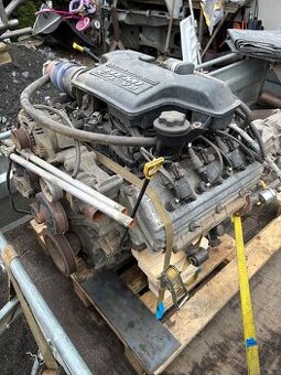 Silnik V8 HEMI Dodge Magnum