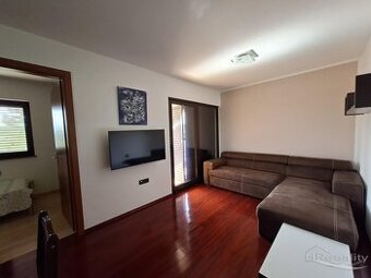 Stara Novalja - umeblowany apartament zaledwie 200m od plaży
