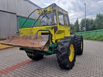 LKT 82 Skider.
