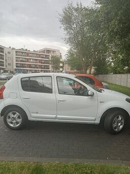 Sprzedam samochód Dacia Sandero
