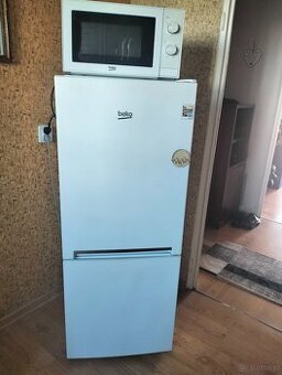 Lodówka BEKO plus mikrofala