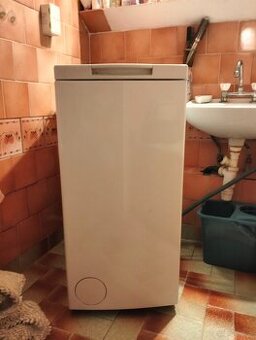 Pralka INDESIT wsadowa od góry