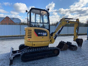 2016 Caterpillar 302.7D CR