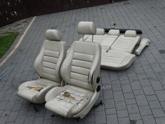 Komplet foteli z Audi A4 B5/B6 (1995–2005) + roleta