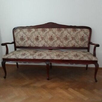 Sofa w stylu Ludwika