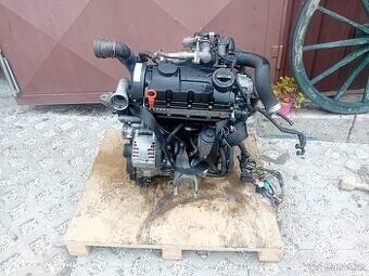 Silnik 1,9 tdi 75kw typ BRS transporter T5 -