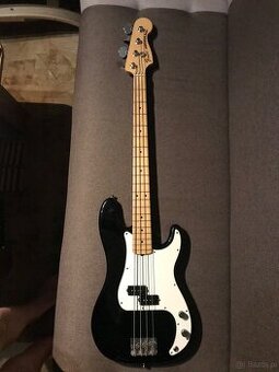 Fender Precision bass