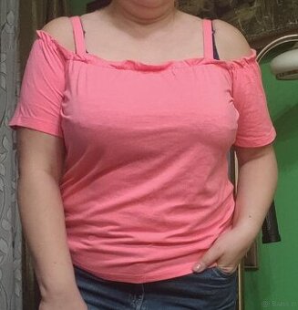 Bluzeczka typu hiszpanka z ramiączkami