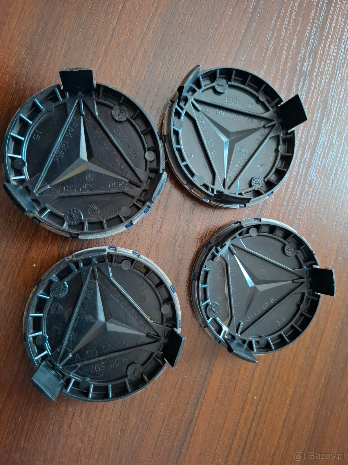 mercedes 4 dekieleki do felg 75 mm - 2