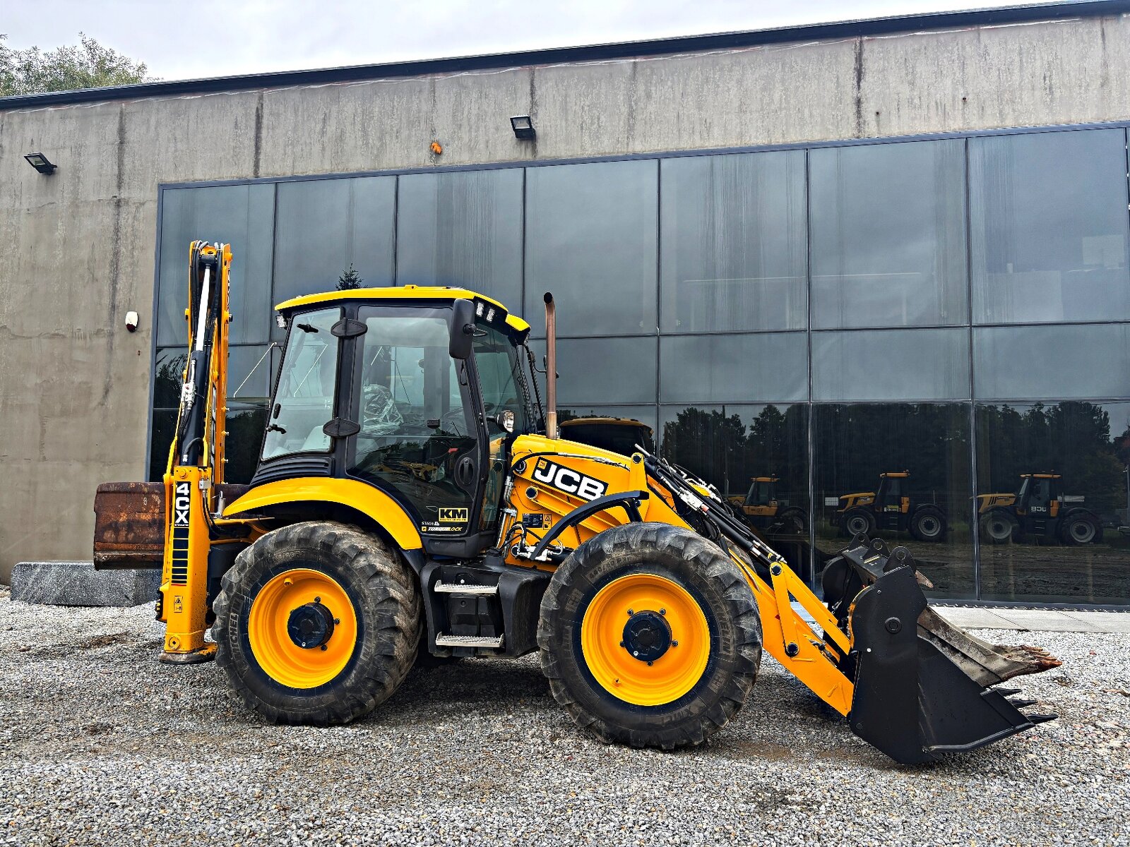JCB 4CX PRO KOPARKO-ŁADOWARKA 2023R | CAT 444, 434, NEW HOLL - 2