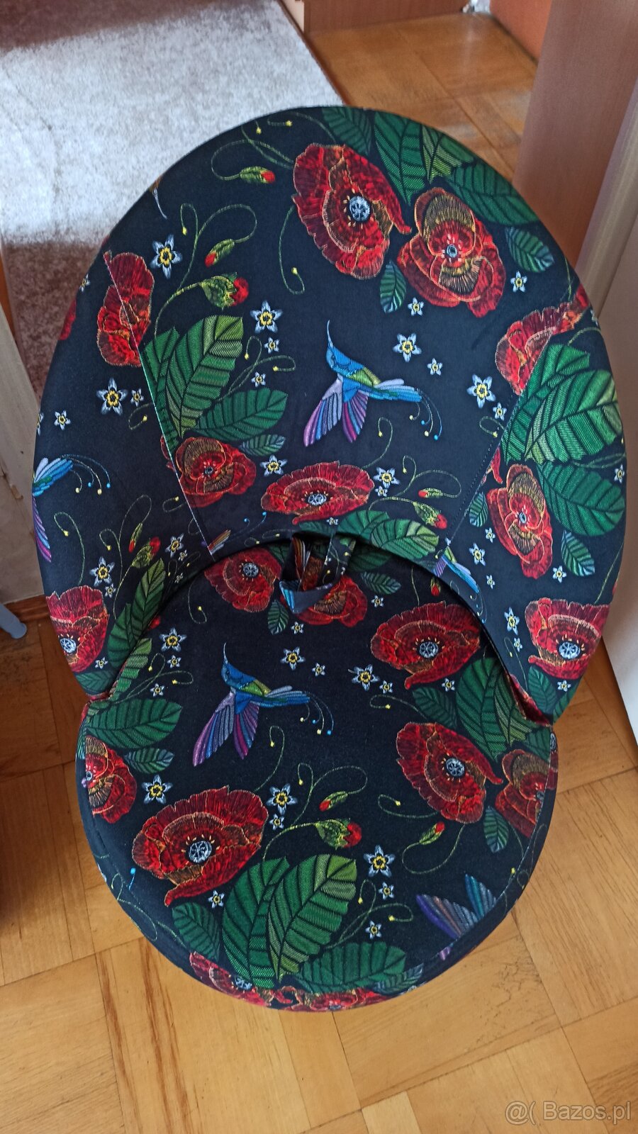 Fotel z pojemnikiem pod siedziskiem - 2