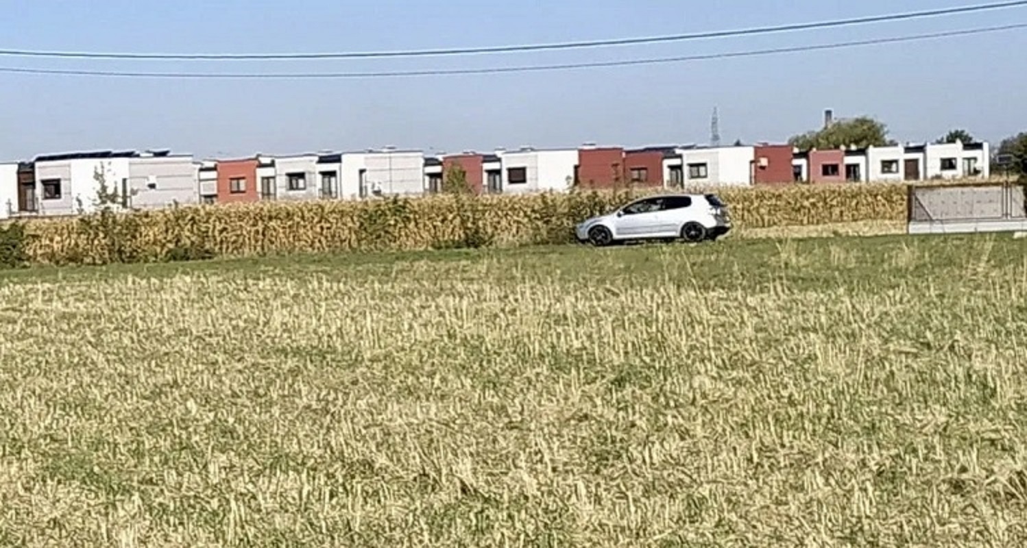 Działka budowlana o pow. 1400m2, Wojciechówka - 2