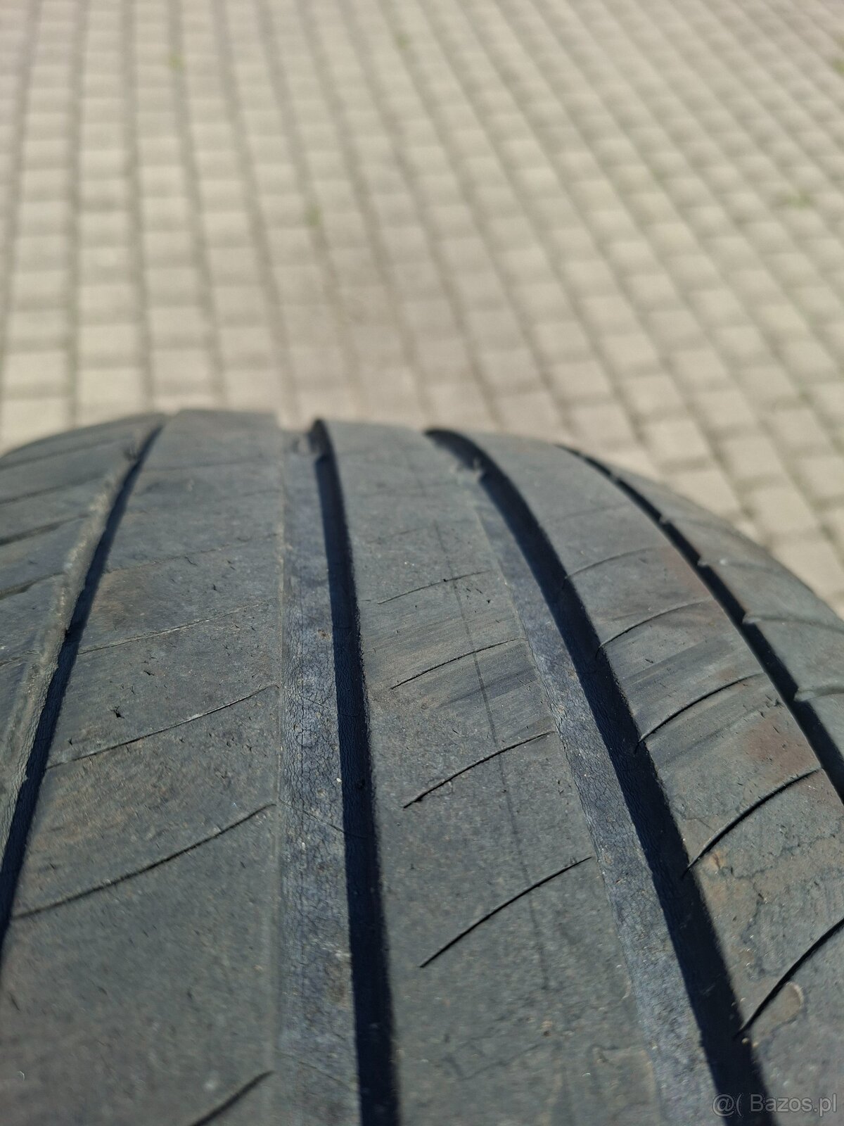 Opony 215/55/17 r NICHELIN PRIMACY 3 94 v 94 v nie naprawian - 2