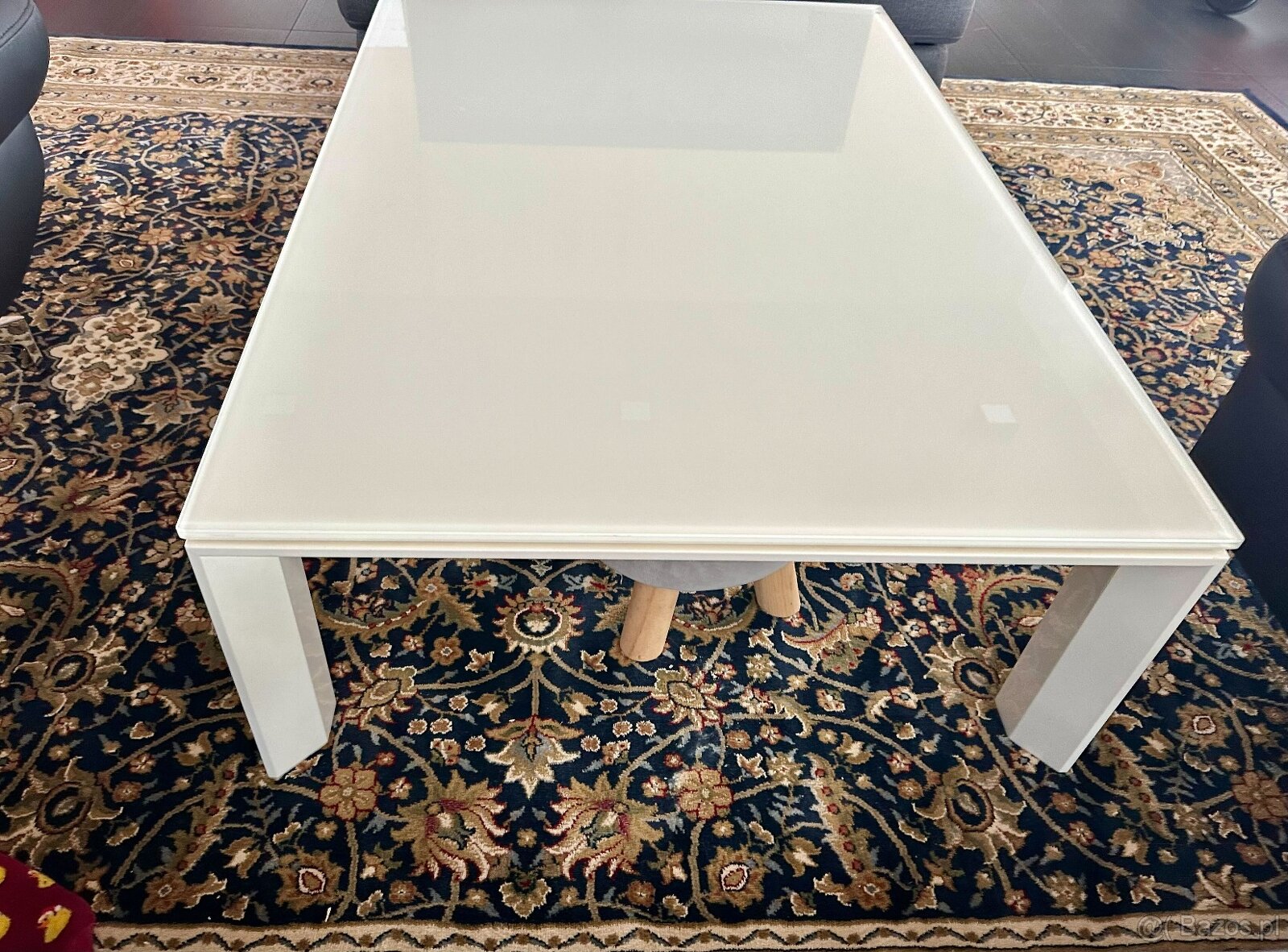 Sprzedam biały stolik kawowy Caligaris - 2