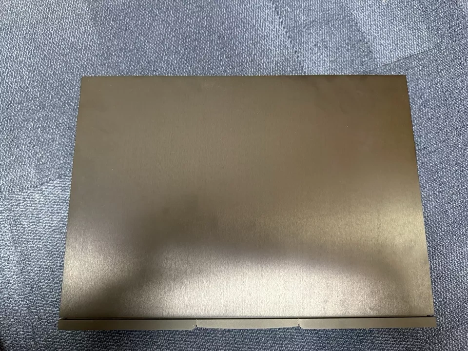 Naim 555 PS --- Price : 2200 EUR - 2