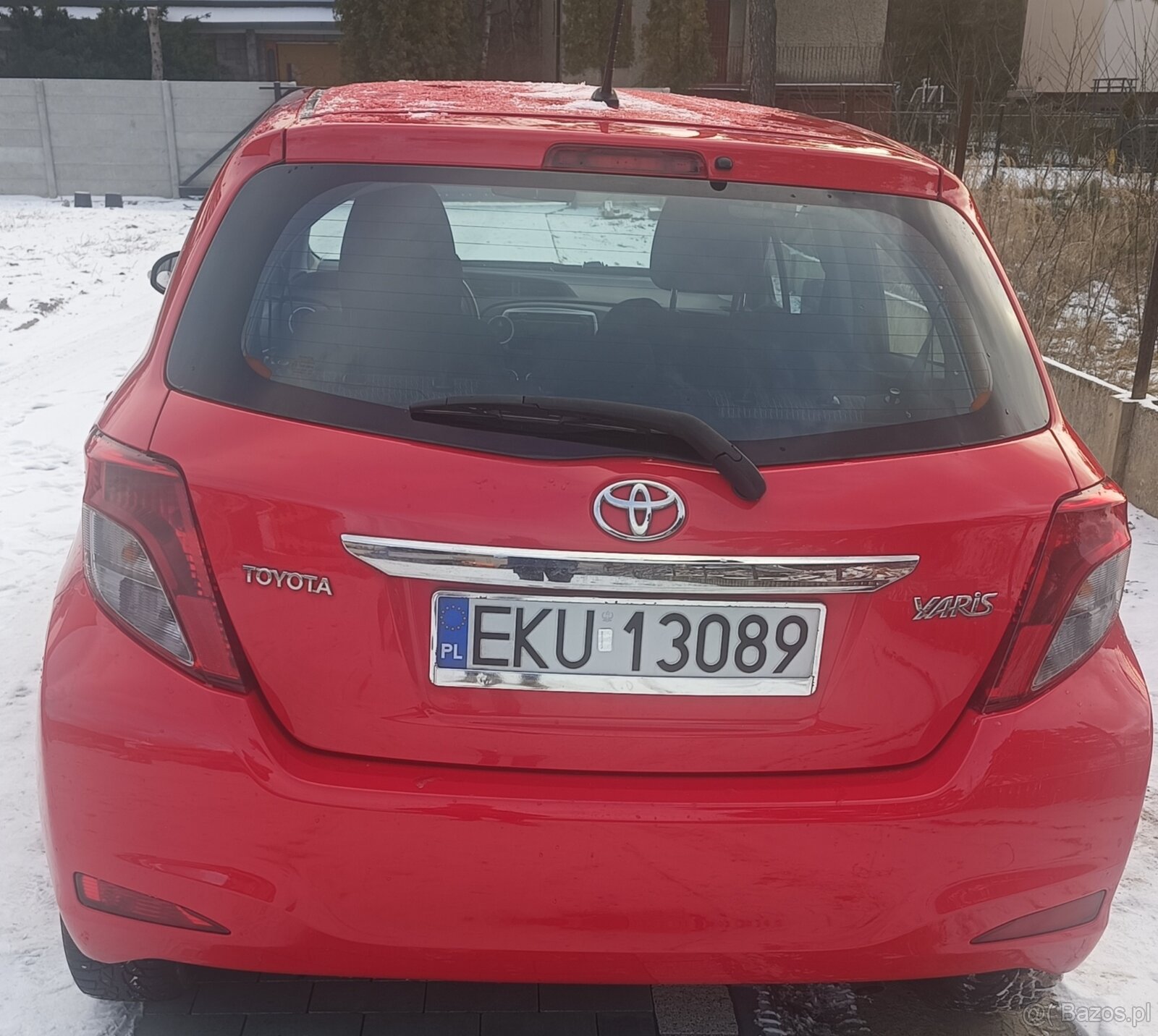 sprzedam zadbaną toyota yaris 1,3 - 2
