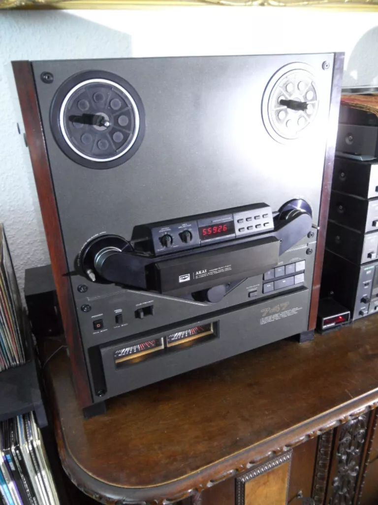 Magnetofon AKAI GX-747 SAITAMA z Japonii, czarny, w doskonał - 2