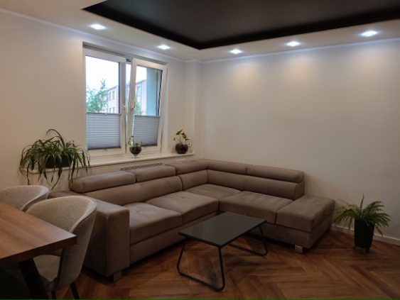 Sprzedam mieszkanie po generalnym remoncie - 2