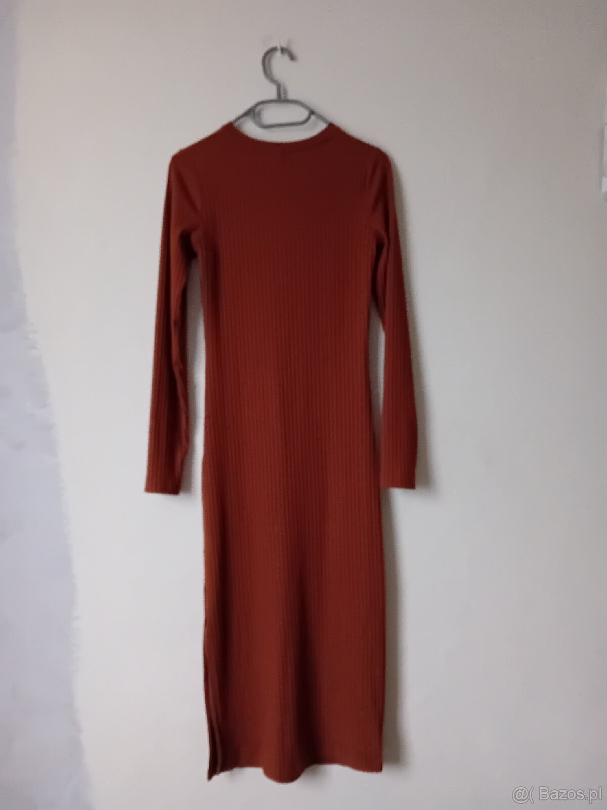 Brązowa sukienka prazkowana - 2