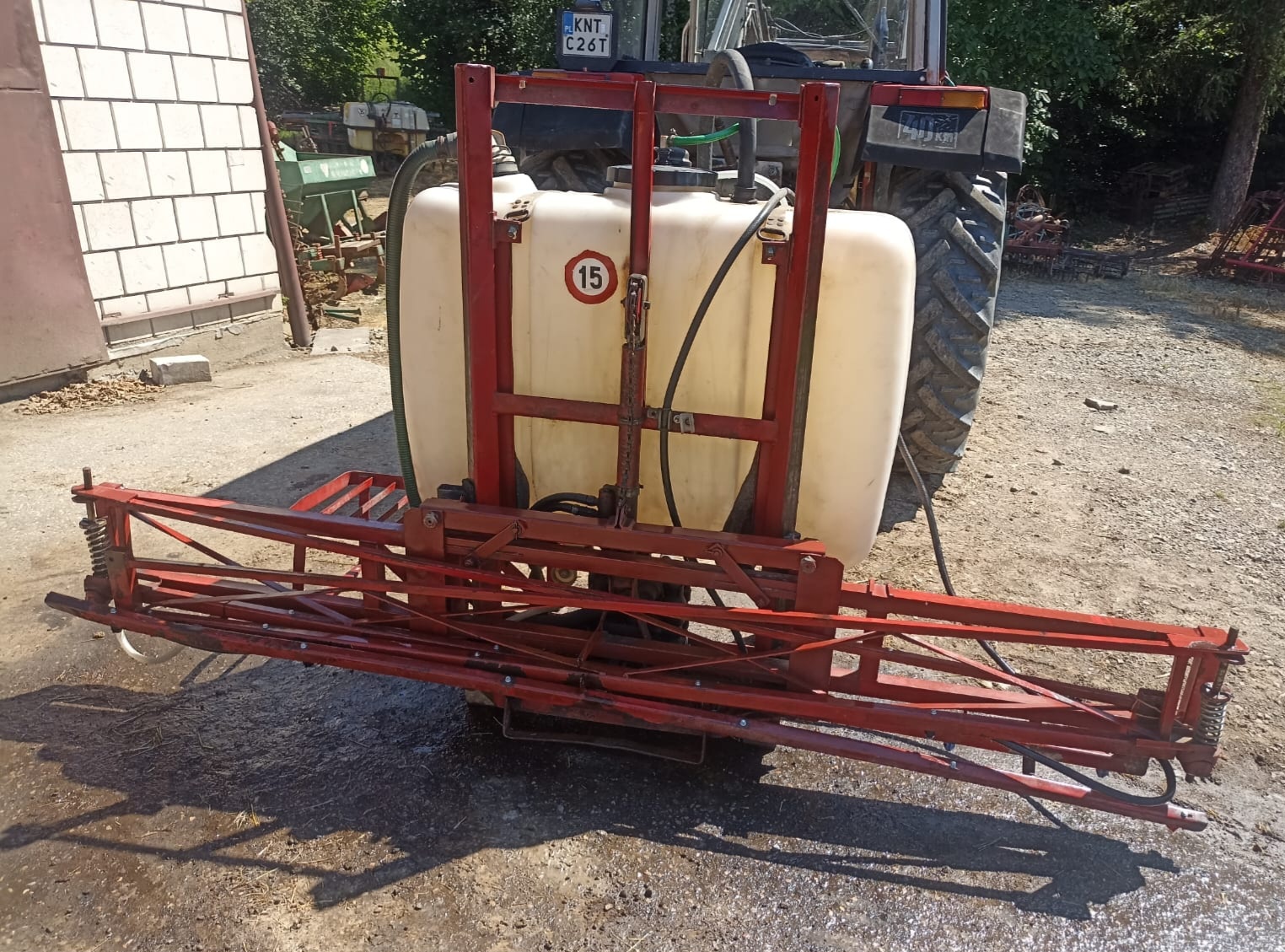 Opryskiwacz zawieszany Pilmet 300L hydrauliczny - 2