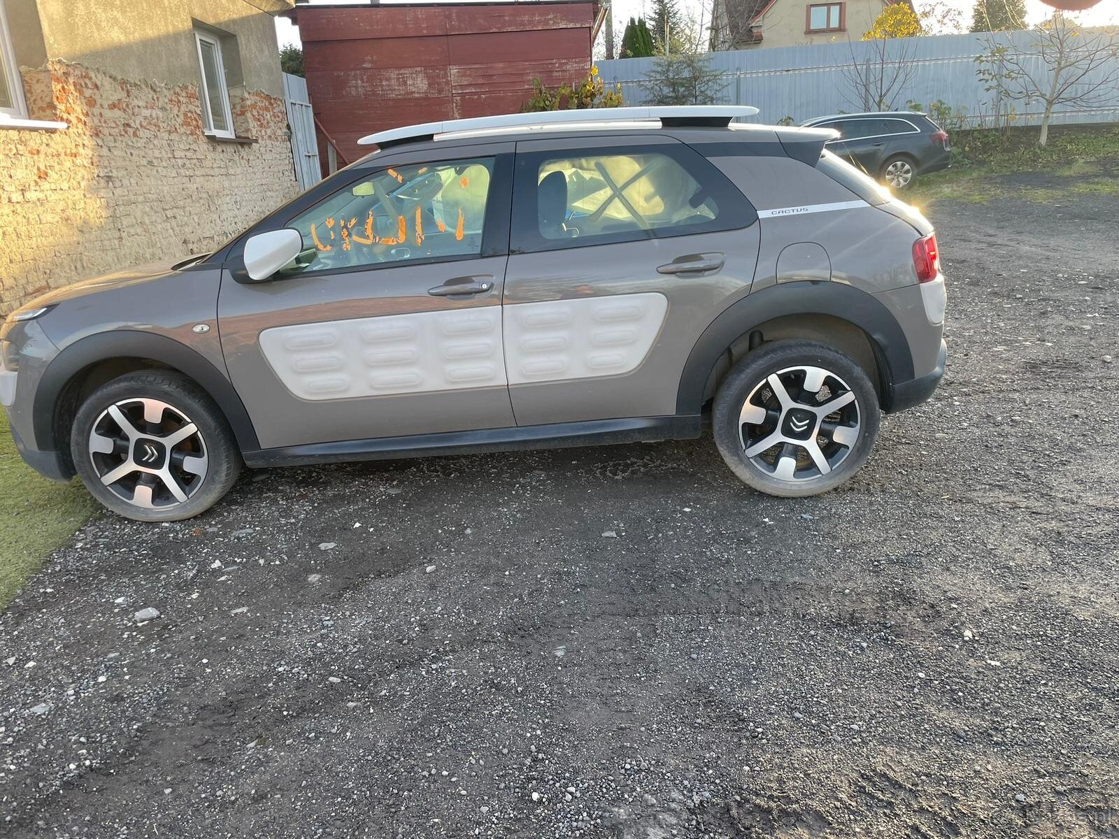 Citroen C4 Cactus 1.2 60kw, r.9/2014, klimatyzacja - 2