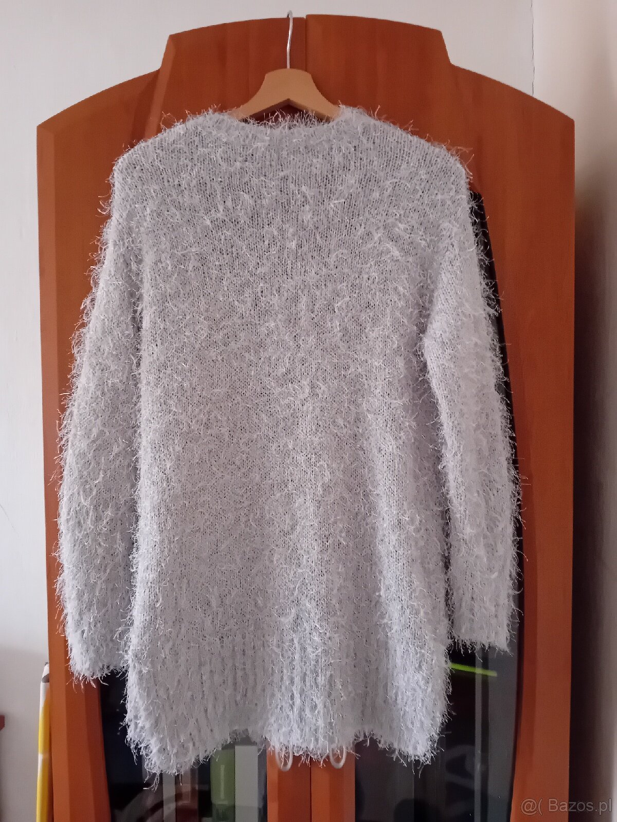 Włochaty długi sweter - 2