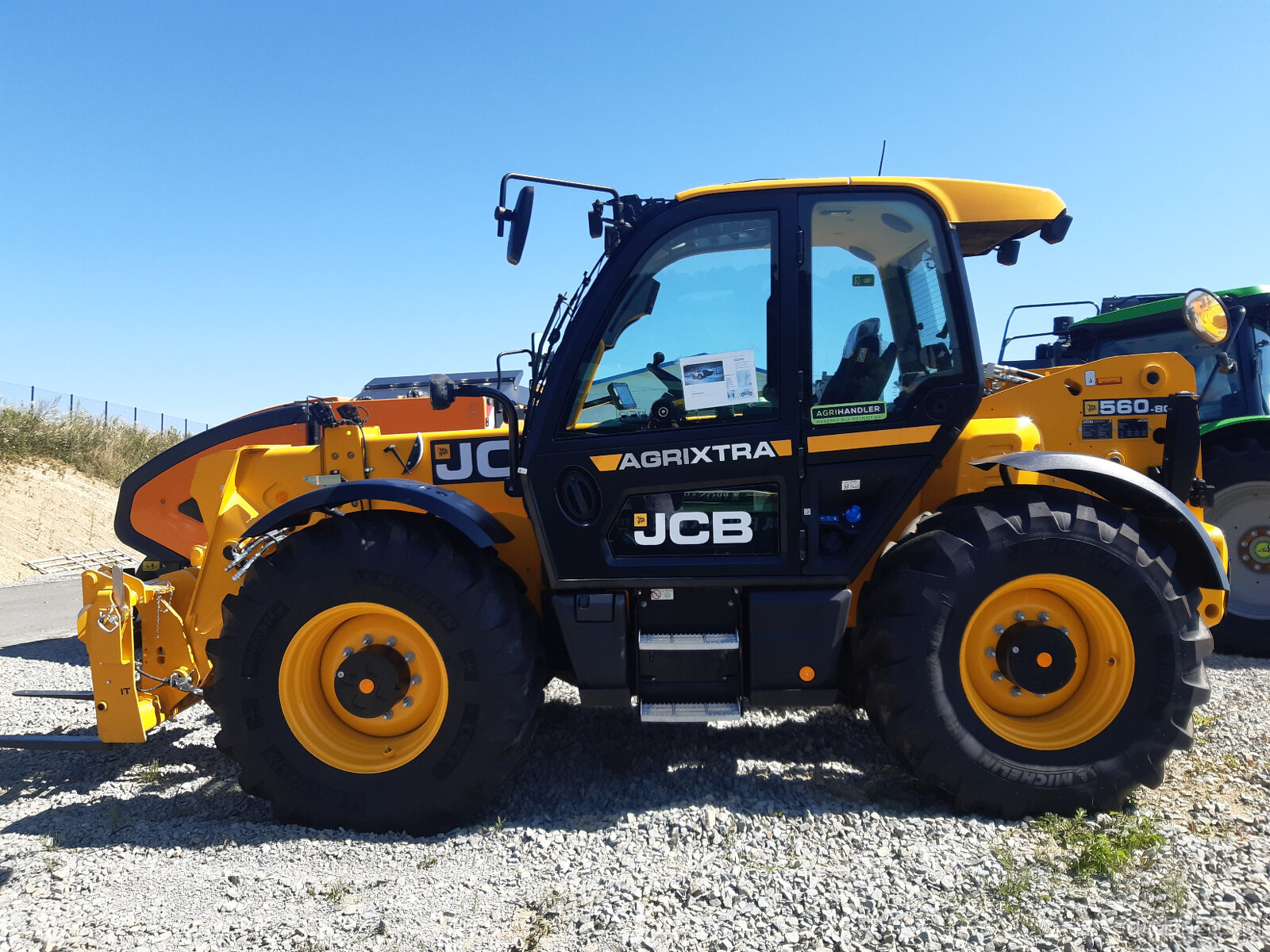 Ładowarka teleskopowa JCB 560-80 - 2