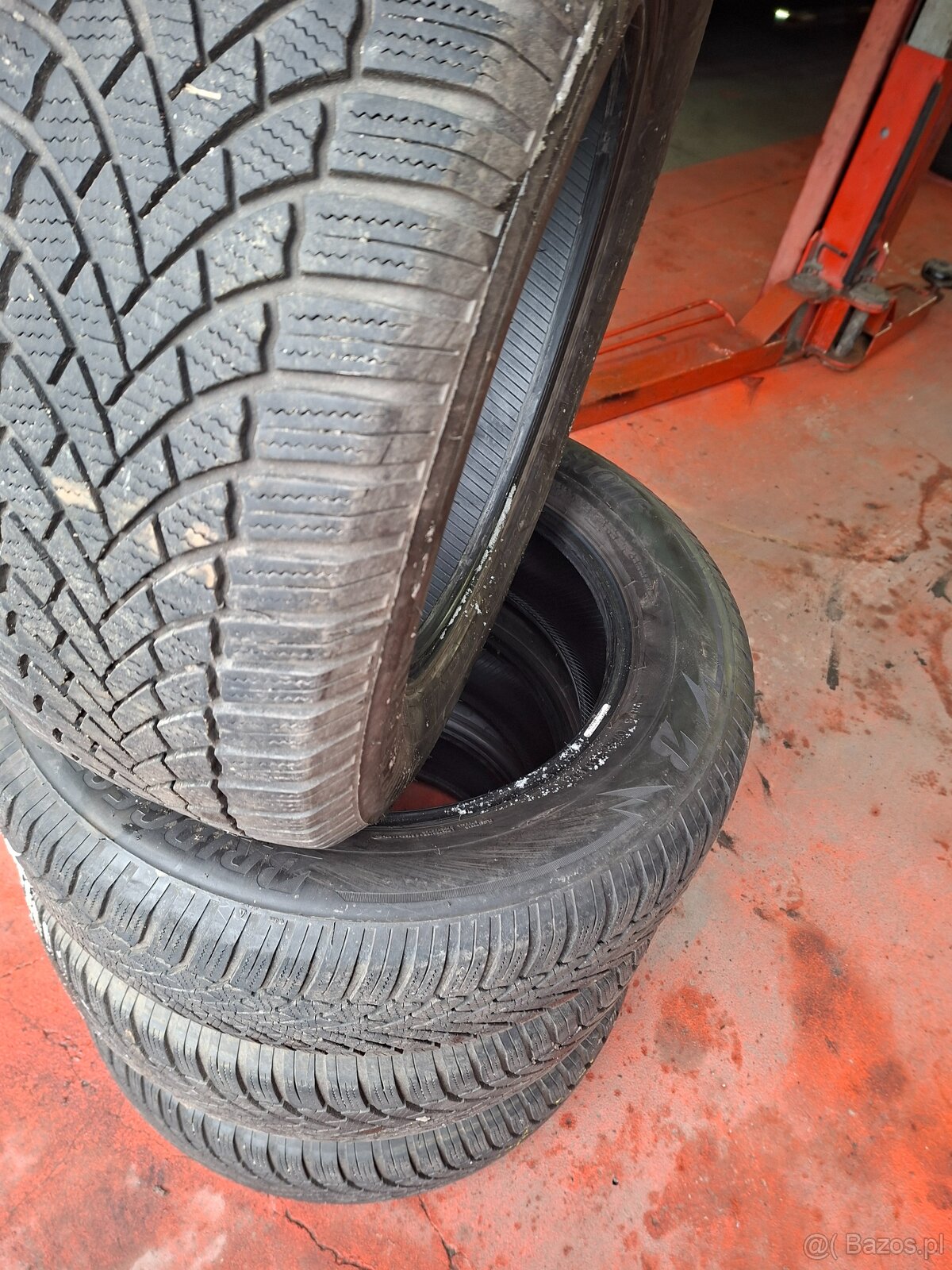 opony 225/65/17 r BRIDZESYONY BLIZZAK rok 2020 M+S 102 h nie - 2