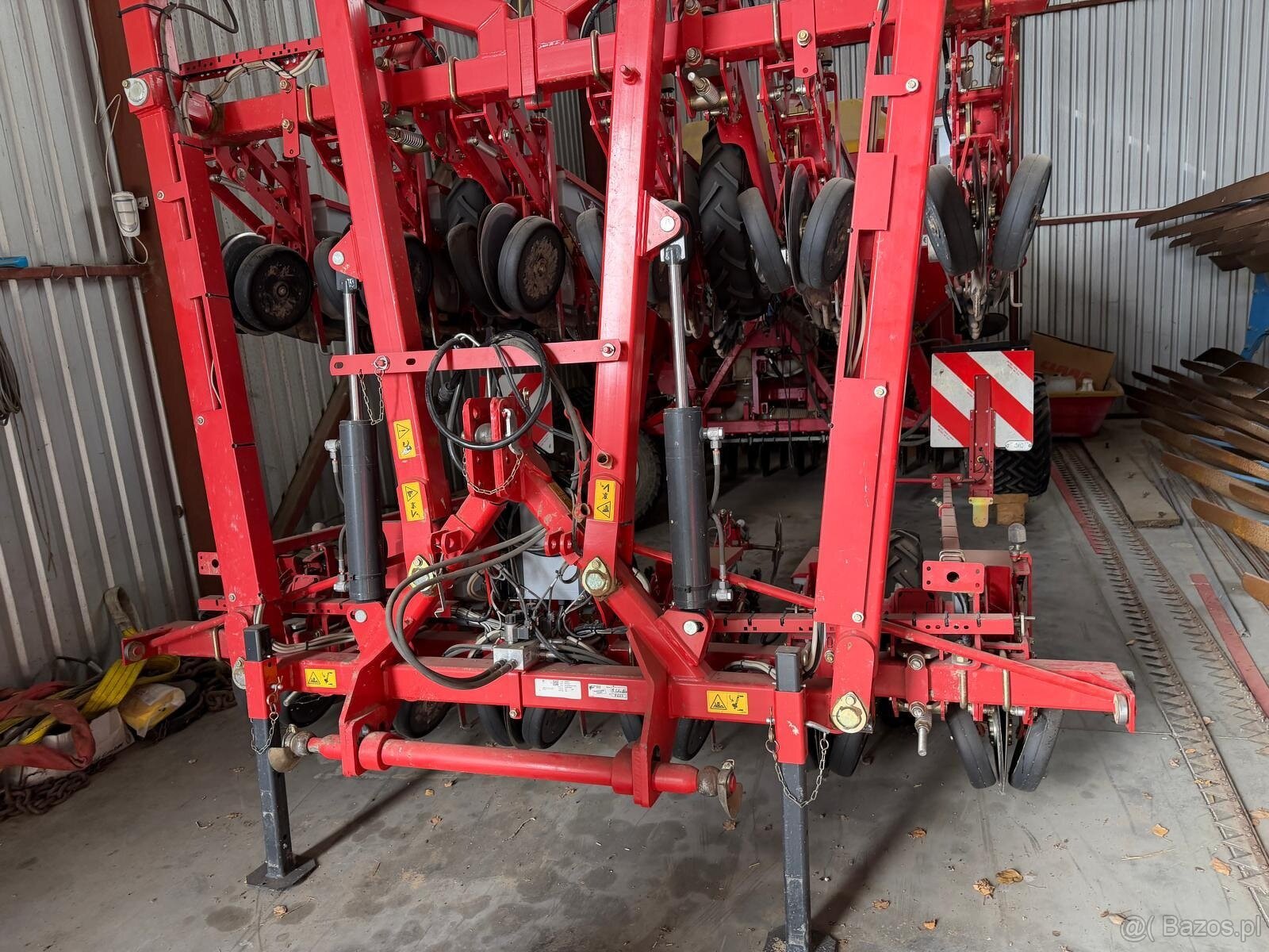 Siewnik do Buraków Kverneland Monopill 6 m,2 rzędowy.Stan id - 2