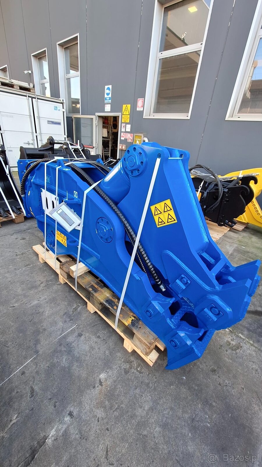 Nowa obrotowa szczęką krusząca TREVI BENNE FR 28 KRUSZER - 2