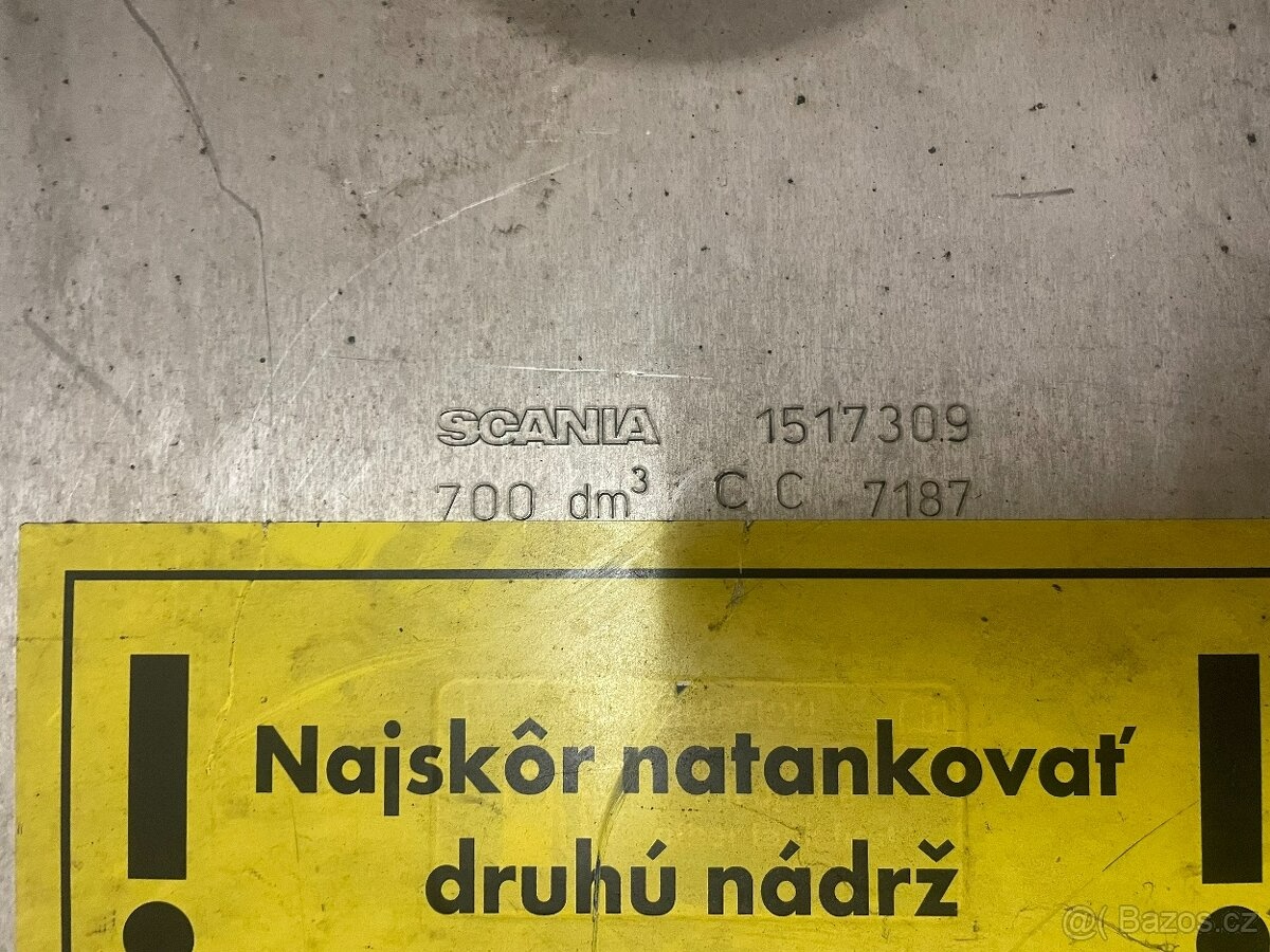 Sprzedam zbiornik paliwa do SCANII – 700 litrów, 300 € - 2
