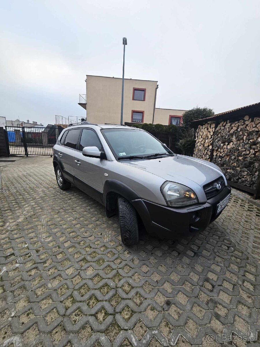 Hyundai Tucson 2.0 crdi 2006 rok - 2