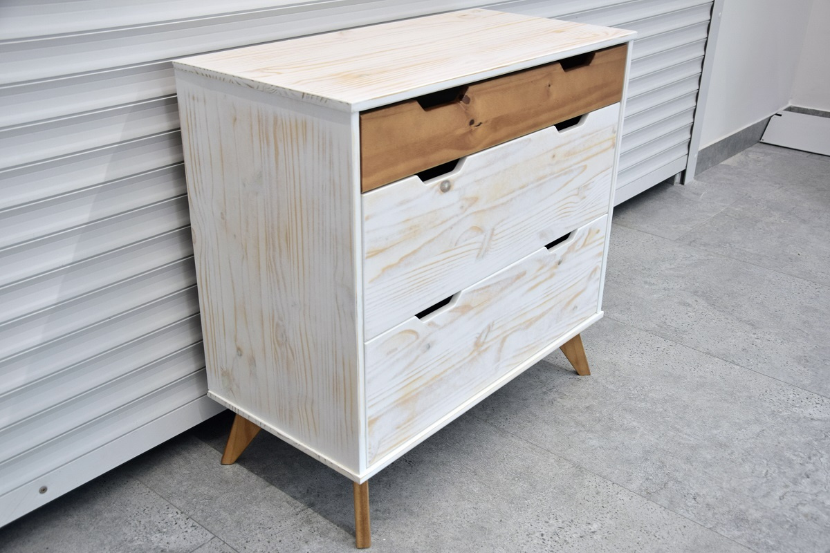 dwie komody z drewna sosnowego - jak nowe - 2