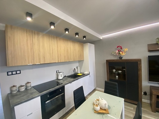 3 pokoje, 47m2, balkon, IV piętro, umeblowane, Os. Korczak - 2