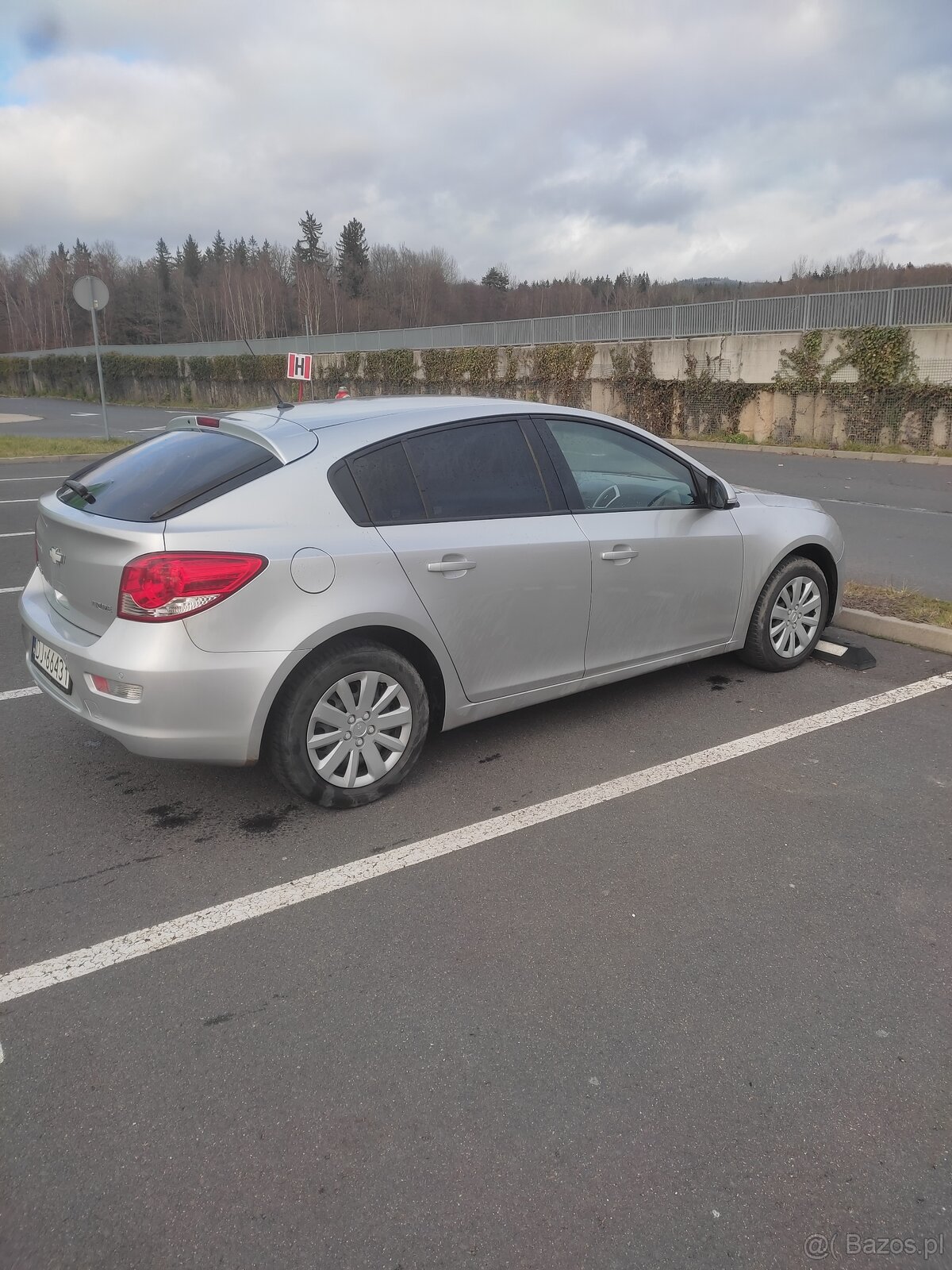 Sprzedam Chevroleta cruz - 2