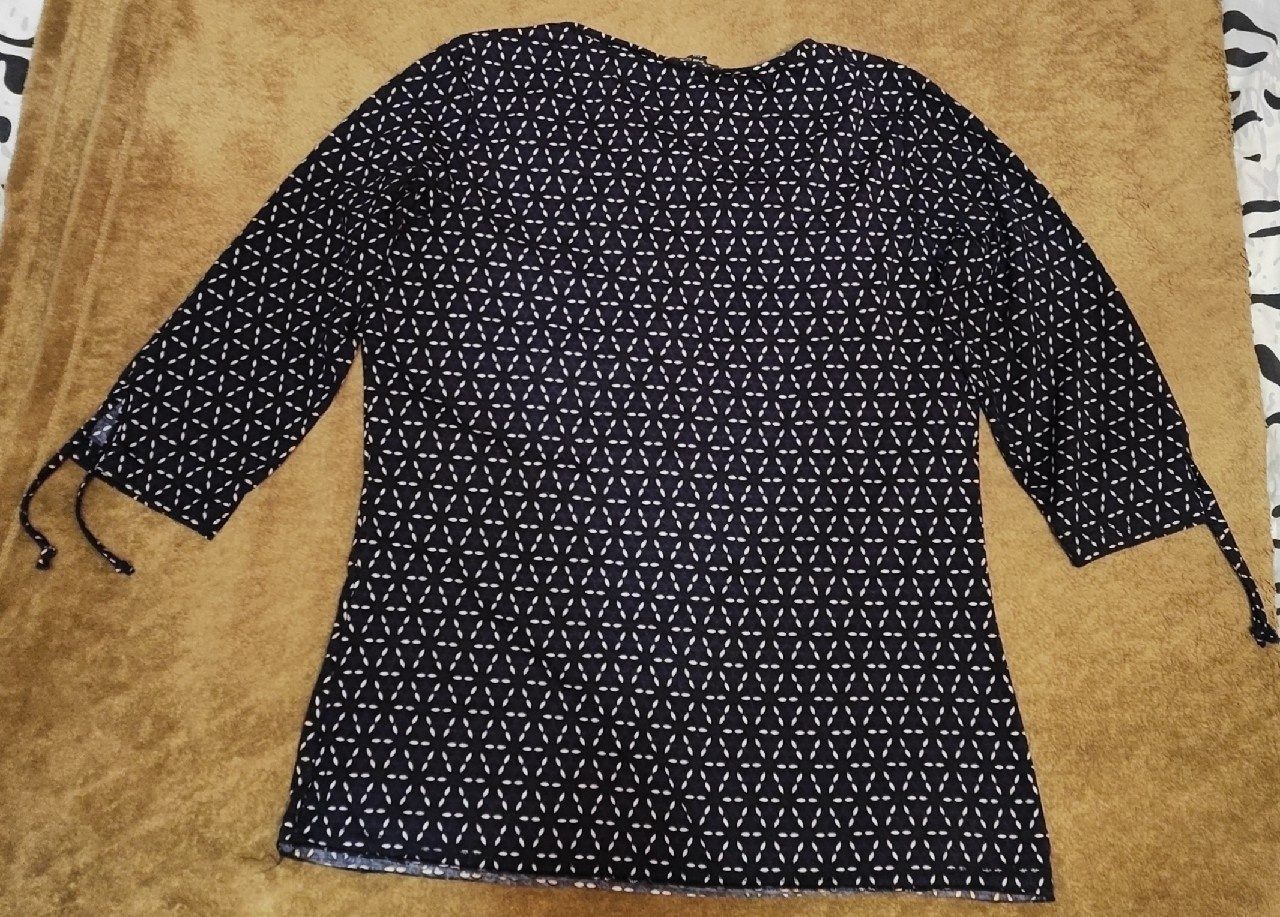 Bluzka 3/4 rękawa z cekinami. Rozm L/40 Street One - 2