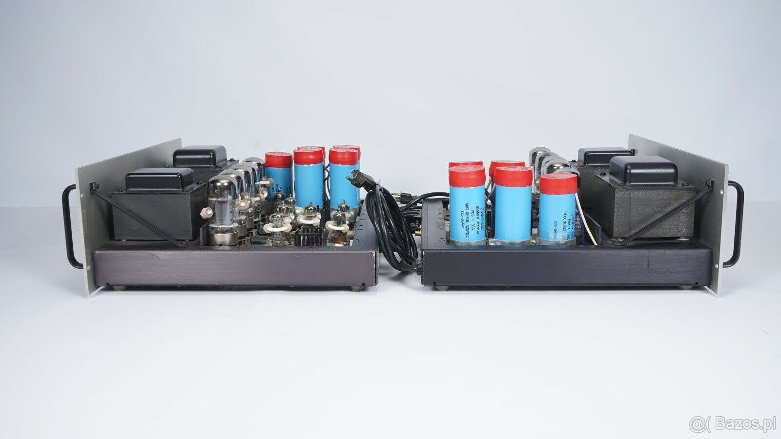 Audio Research M-100 Monoblock Amplifiers - Price: 1700 EUR - 2