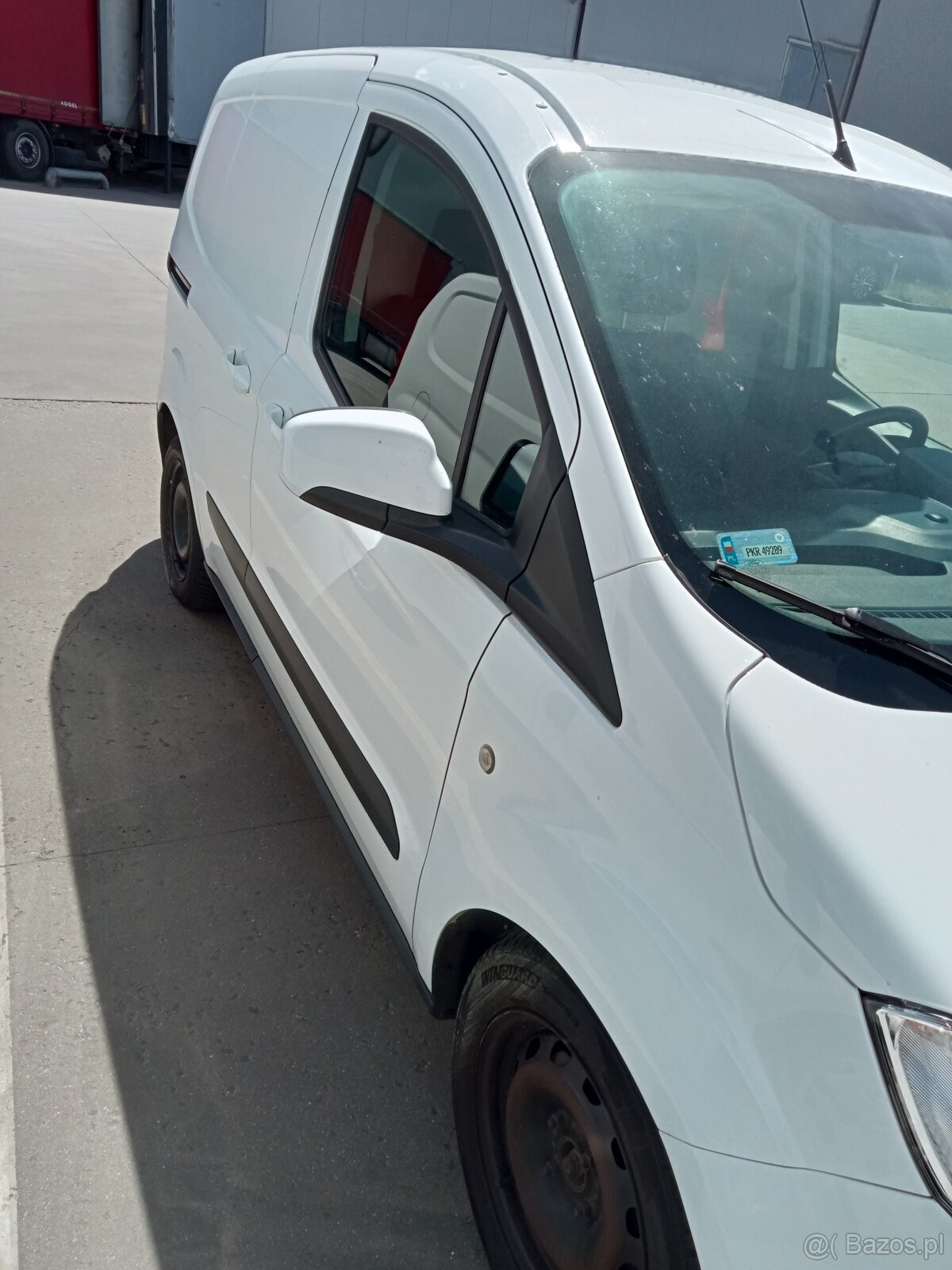Ford Transit Courier - 2