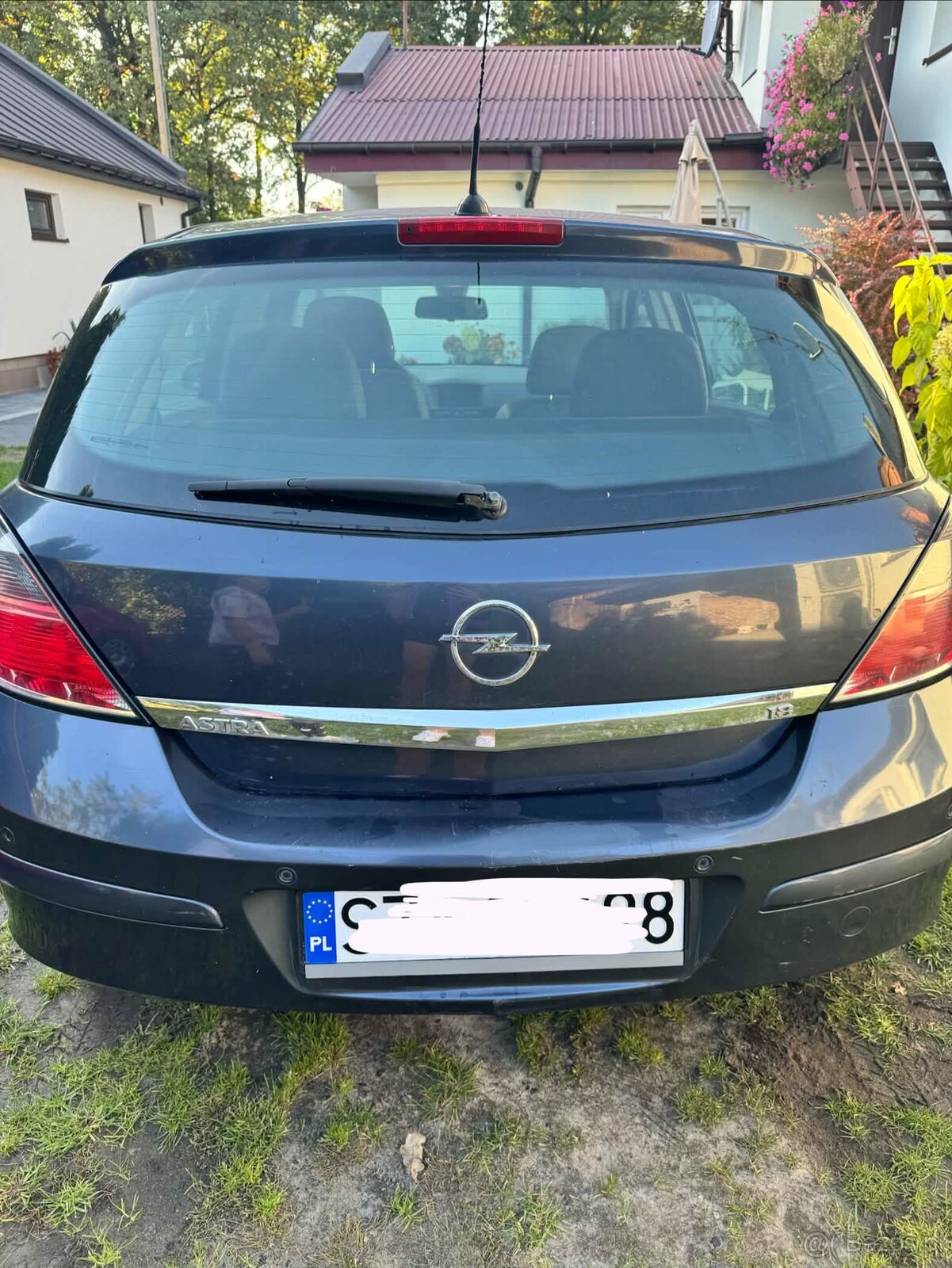 Sprzedam Opel Astra niski przebieg - 2