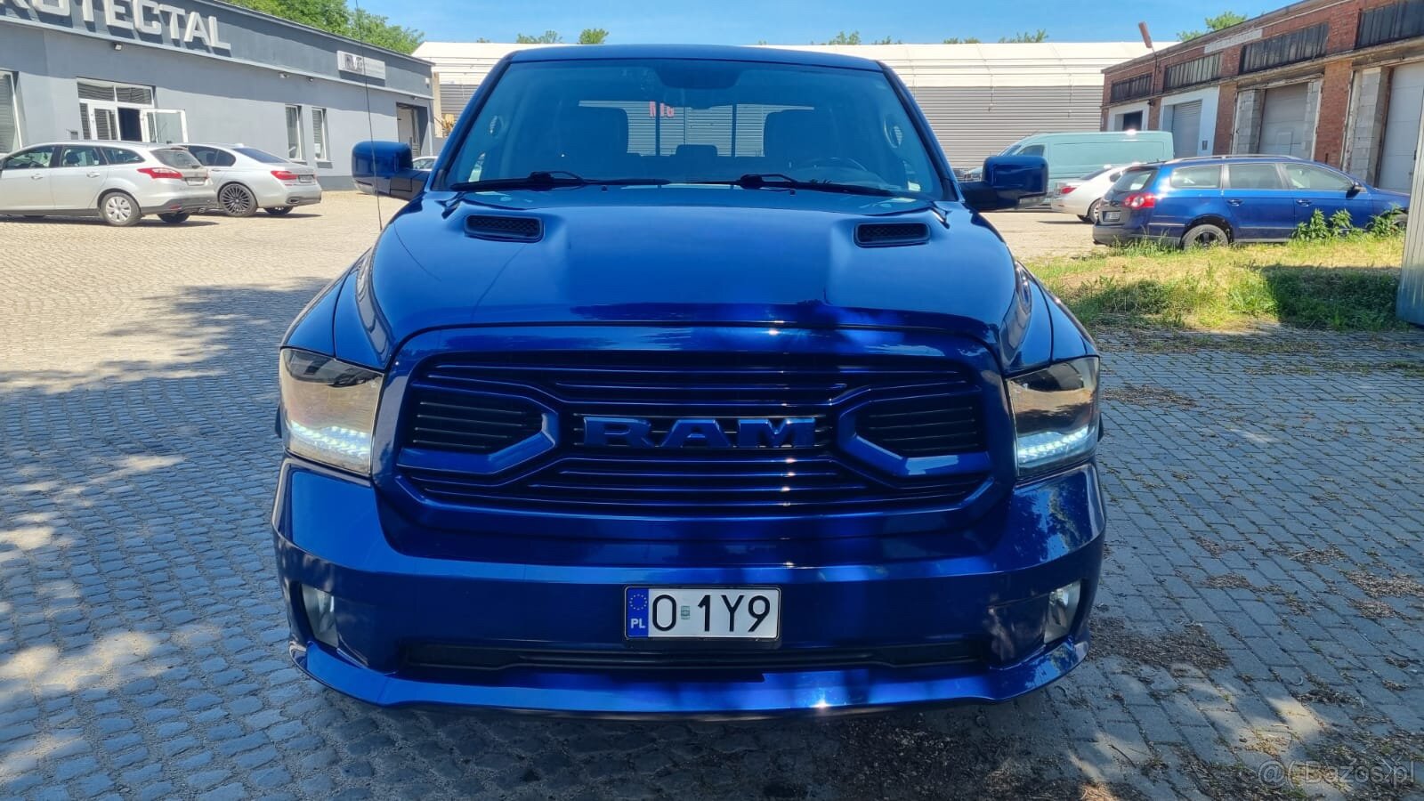 Dodge Ram Sport 5.7 Hemi 4X4 - 2