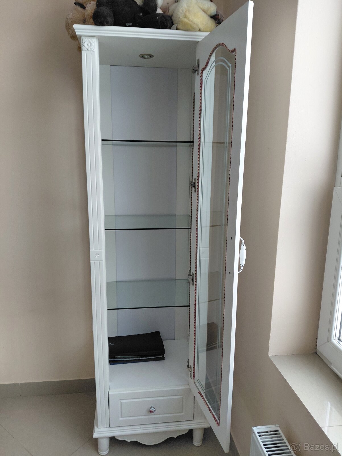 Szklana Witryna marki Bemondi - 2