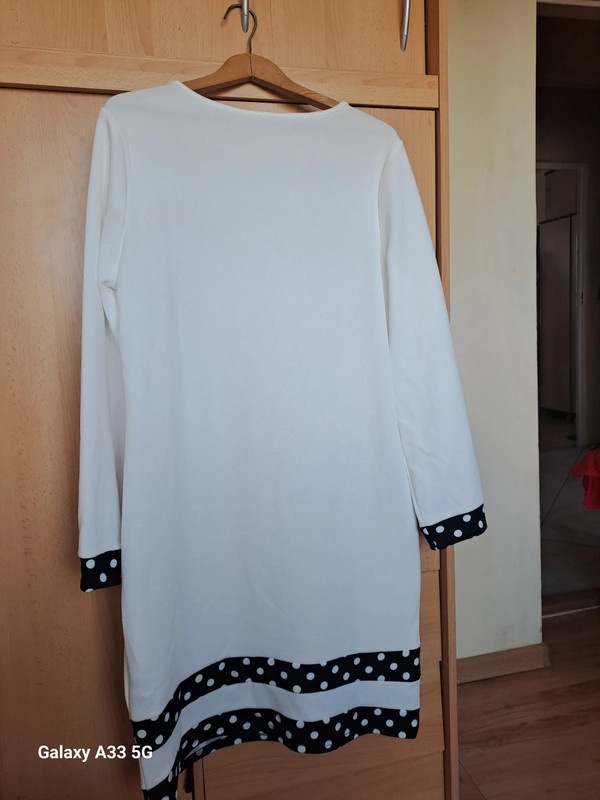 Śliczna nowa sukienka rozmiar 44 firmy Shein - 2