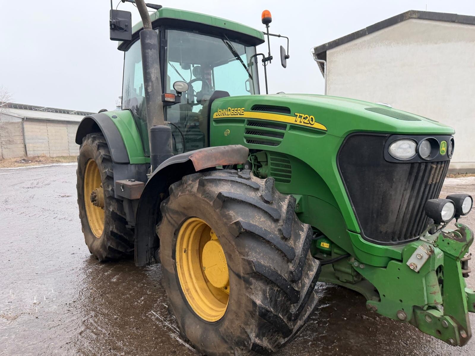 Ciągnik rolniczy John Deere 7720 PowerQuad przedni Tuz WOM S - 2