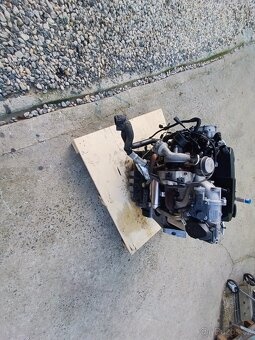 Silnik 2,0 tdi 103kw BMP kompletny - 2