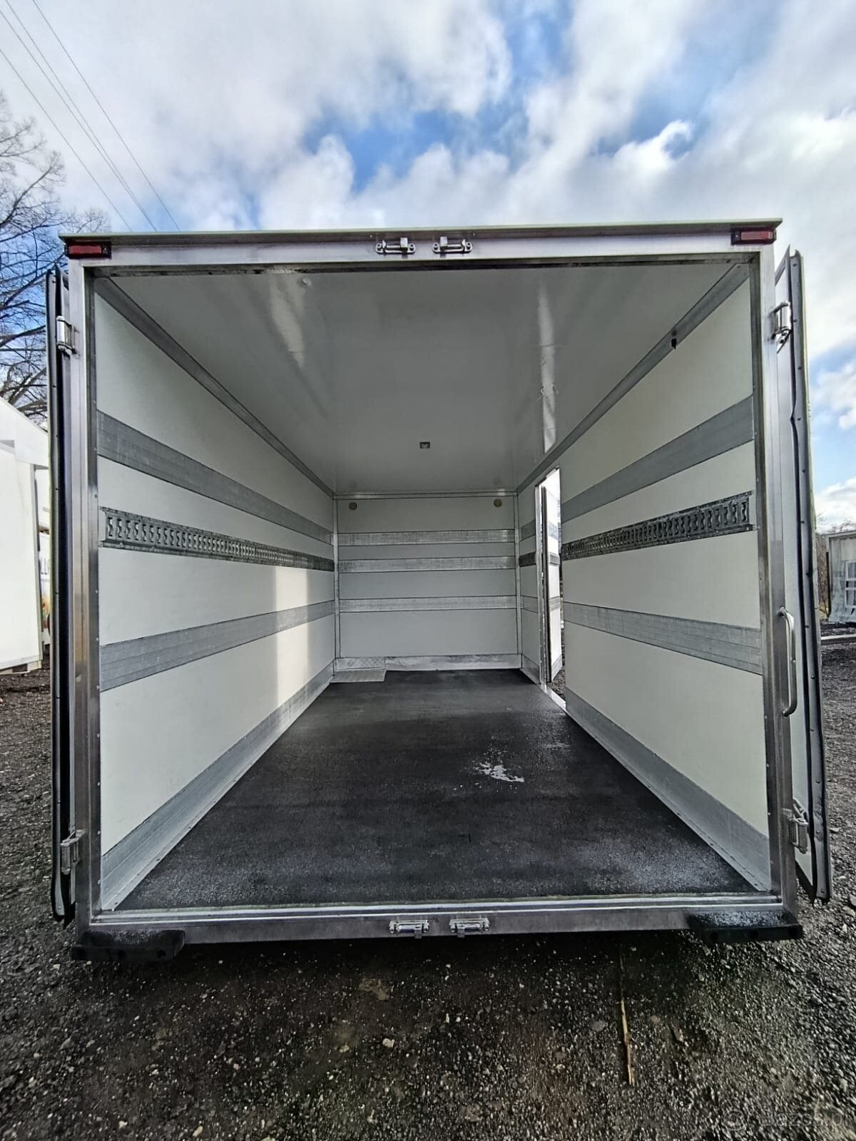 Kontener Izoterma / Kontener Magazynowy / Zabudowa Chłodnicz - 2