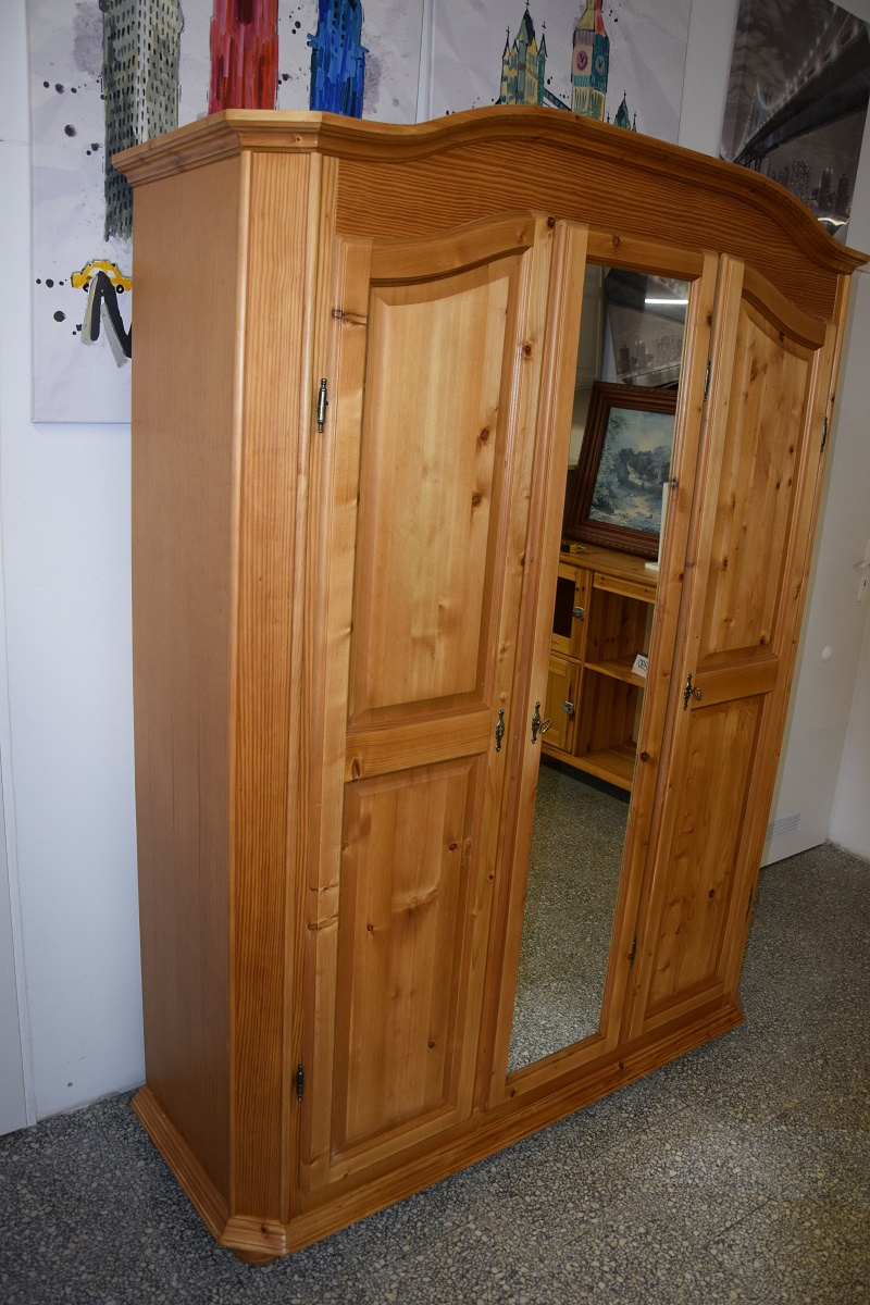 szafa z drewna sosnowego - jak nowa - 2